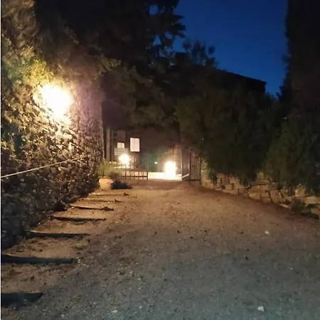 Oracle House Inside The Castle Of Gaiche * Fosco